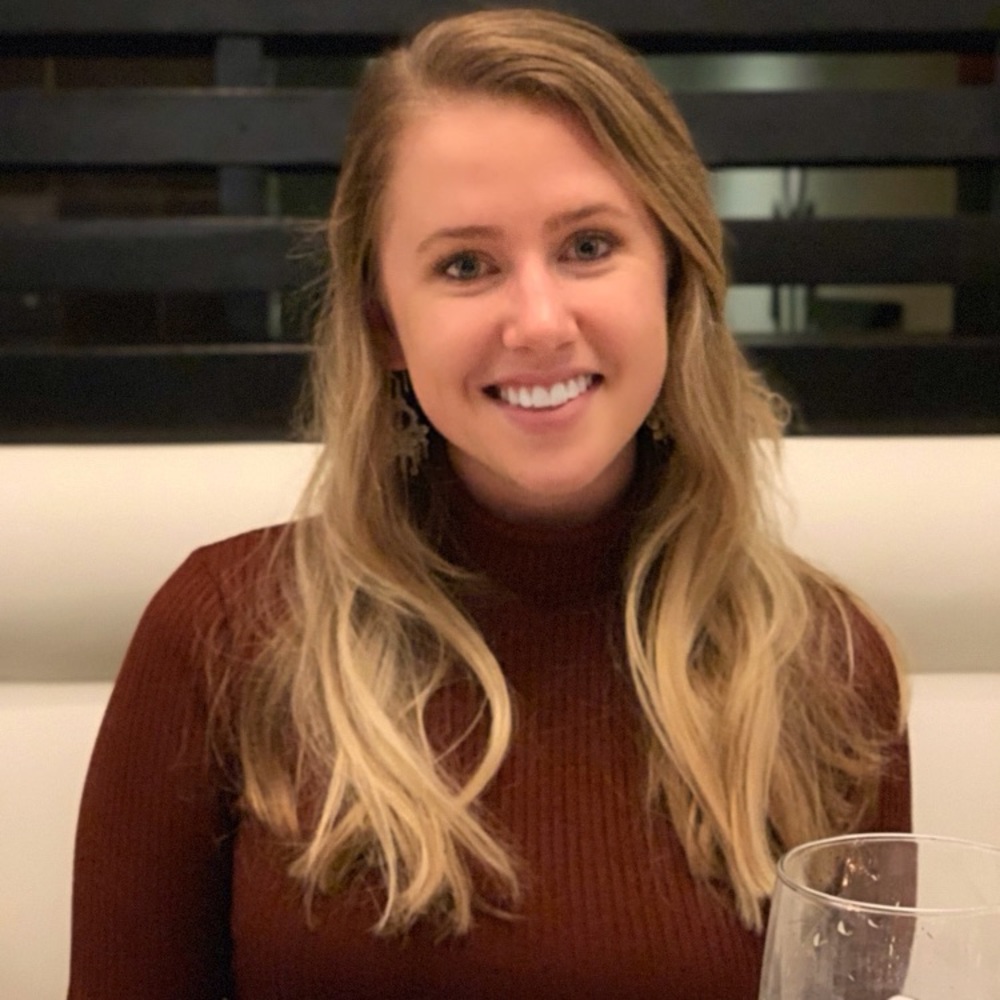 Meet your Posher, Abigail